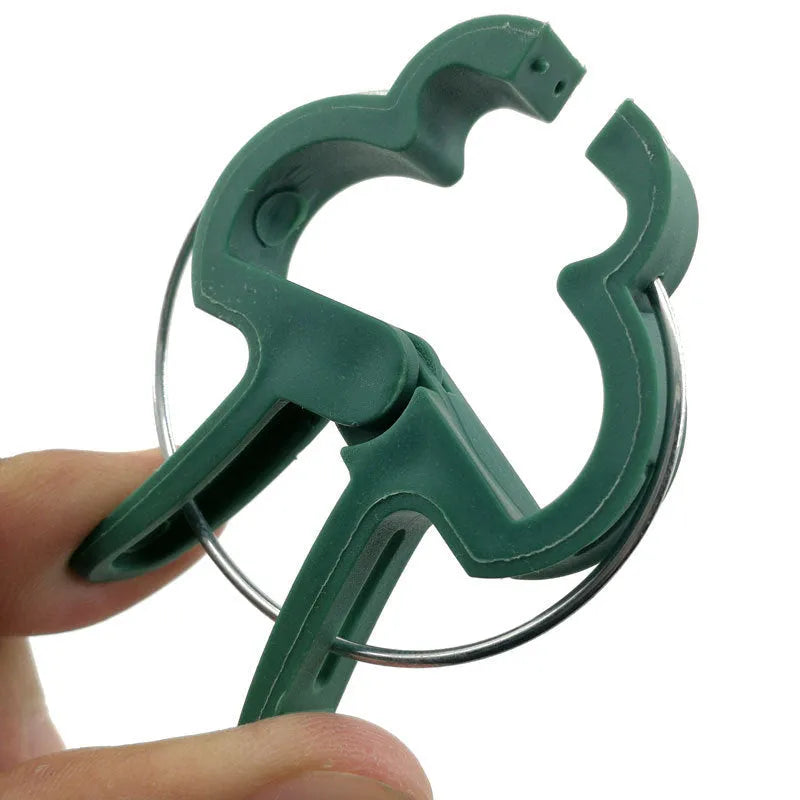 Green plant fixing clips for supporting tomatoes cucumbers and climbing vines