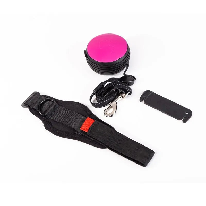 Automatic retractable dog leash with 3 metre nylon cord in six colour options