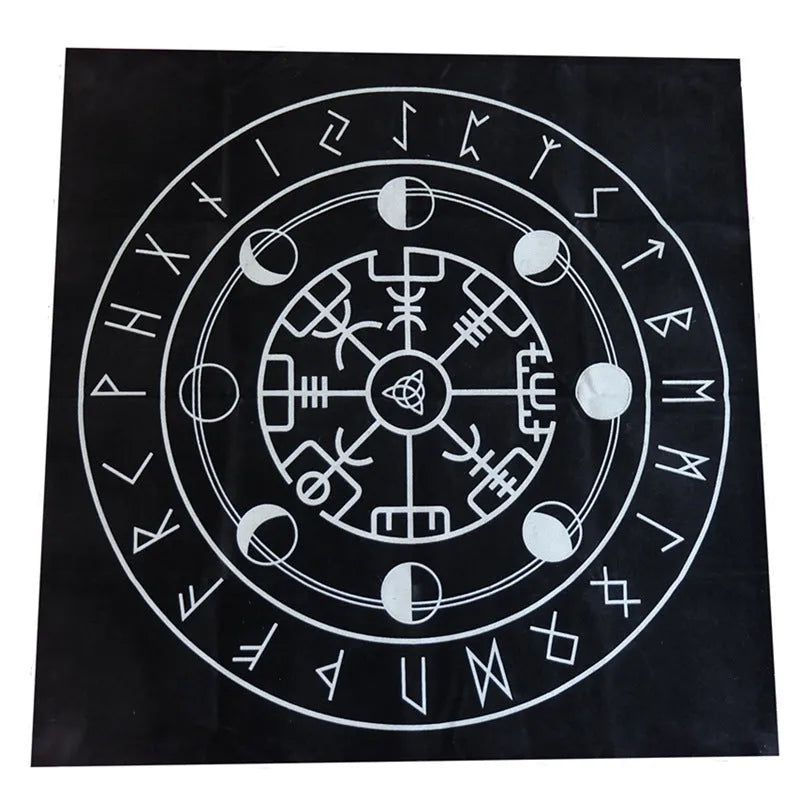 Tarot cards spread on a non-slip flannel tablecloth measuring 49x49cm, with a choice of black, green, silver, or check backs