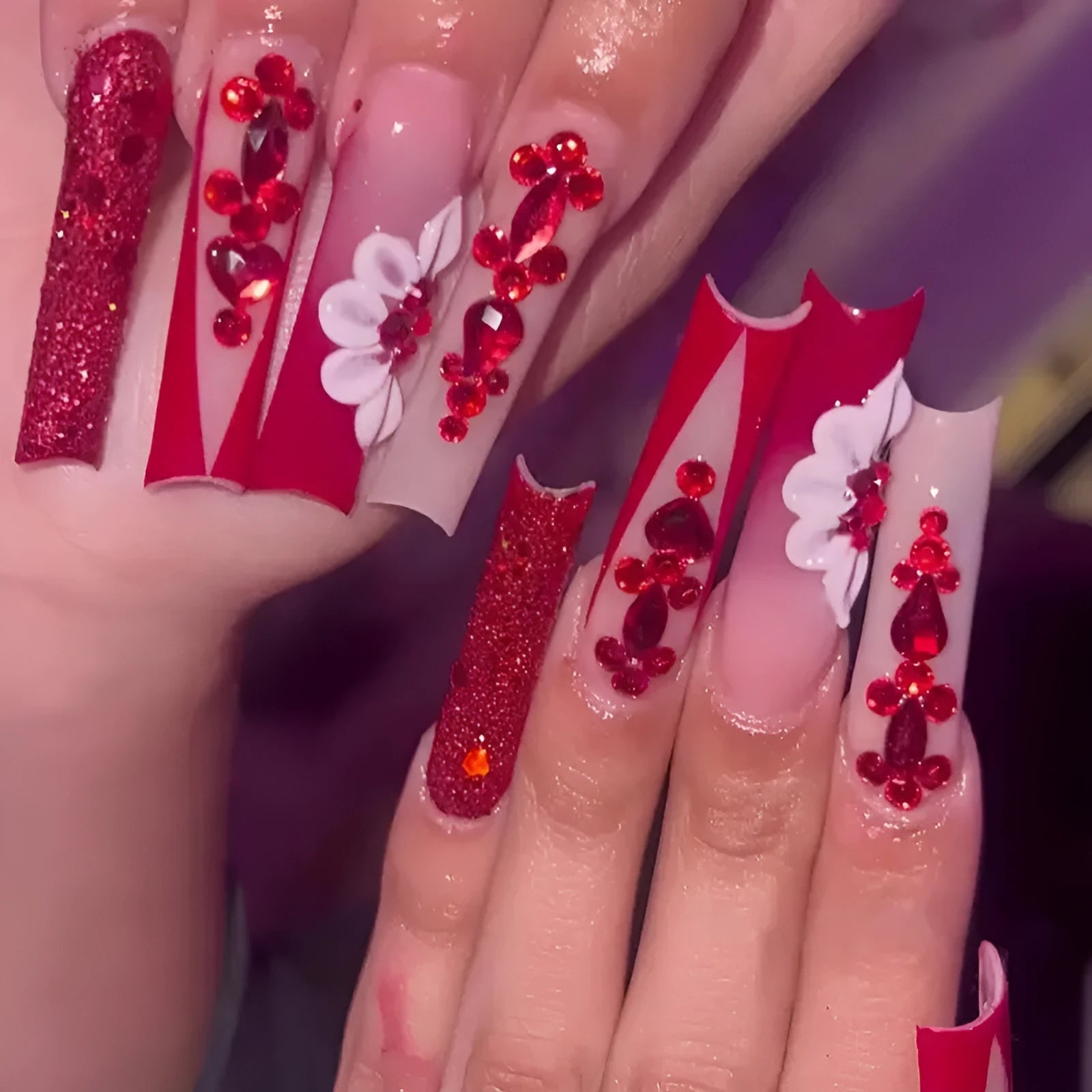 Sweet flowers pattern artificial nails with prismatic red diamond accents in European square shape