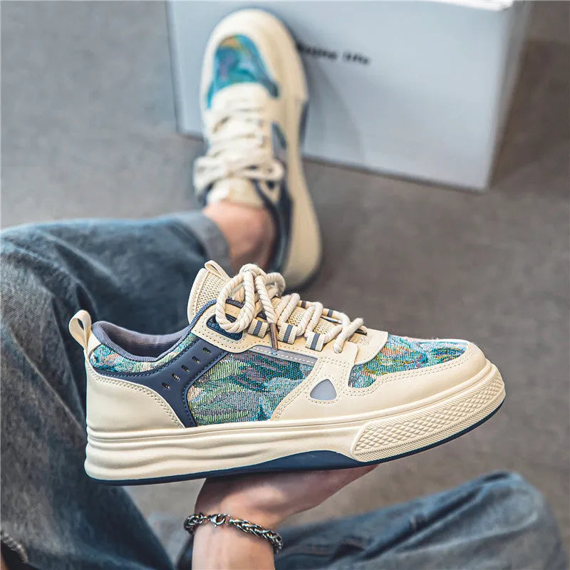 Men's casual canvas shoes in Milan green colour with round toe and flat heel design