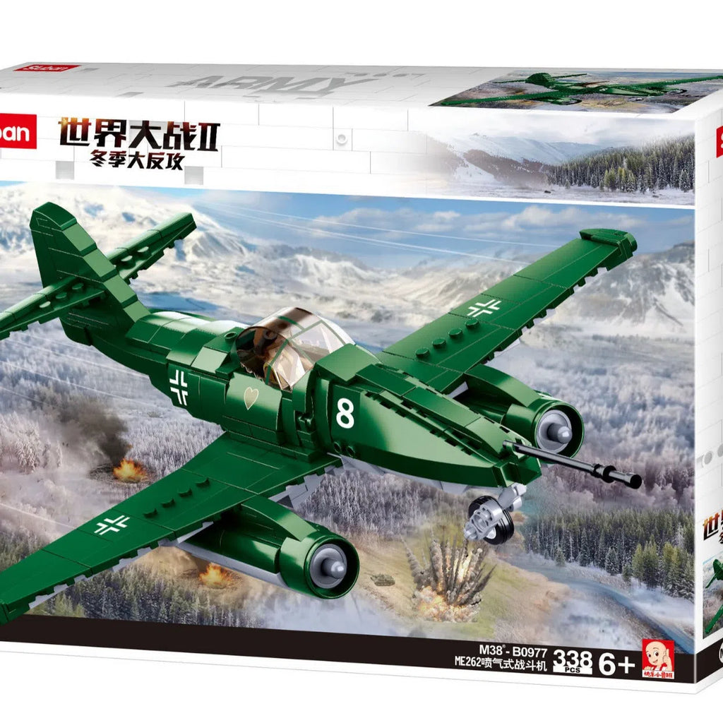 World War II tank military puzzle building block toy in plastic and rubber, Little Luban series colour variant, youth age 7-14