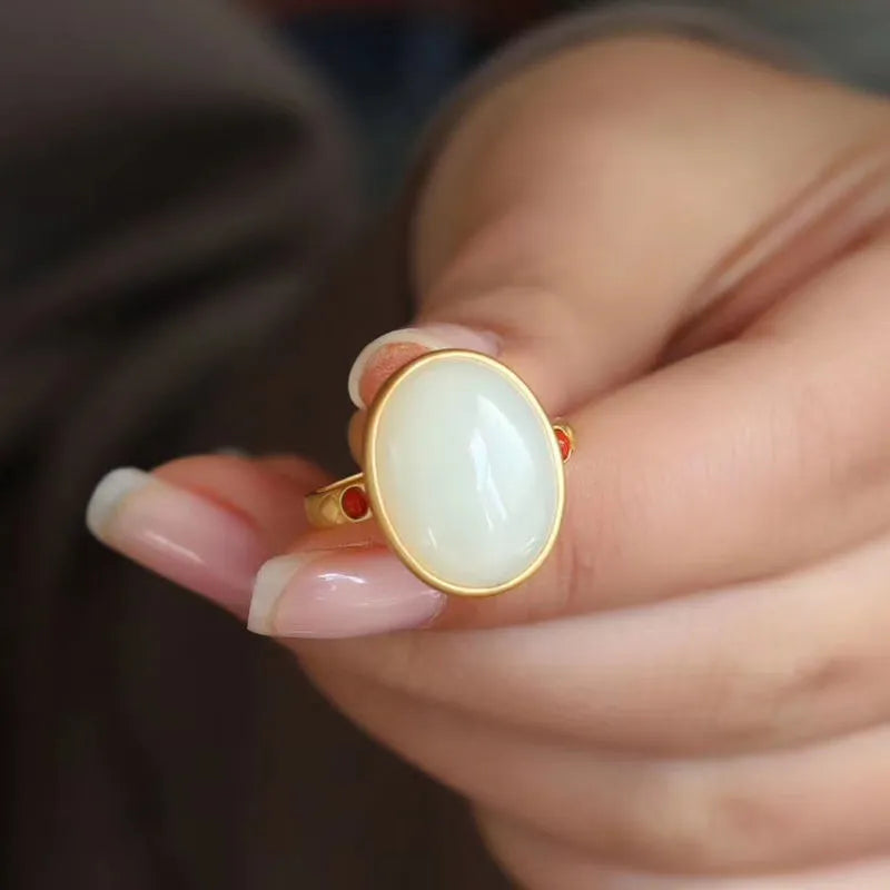 White electroplated copper ring with gilding and inlaid hetian jade egg noodle design for women