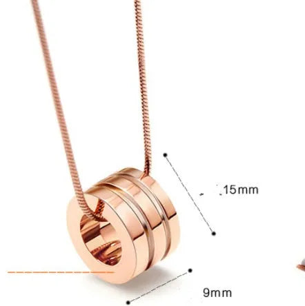 Titanium steel screwdriver necklace with 18K gold plating in rose gold colour on 45cm chain