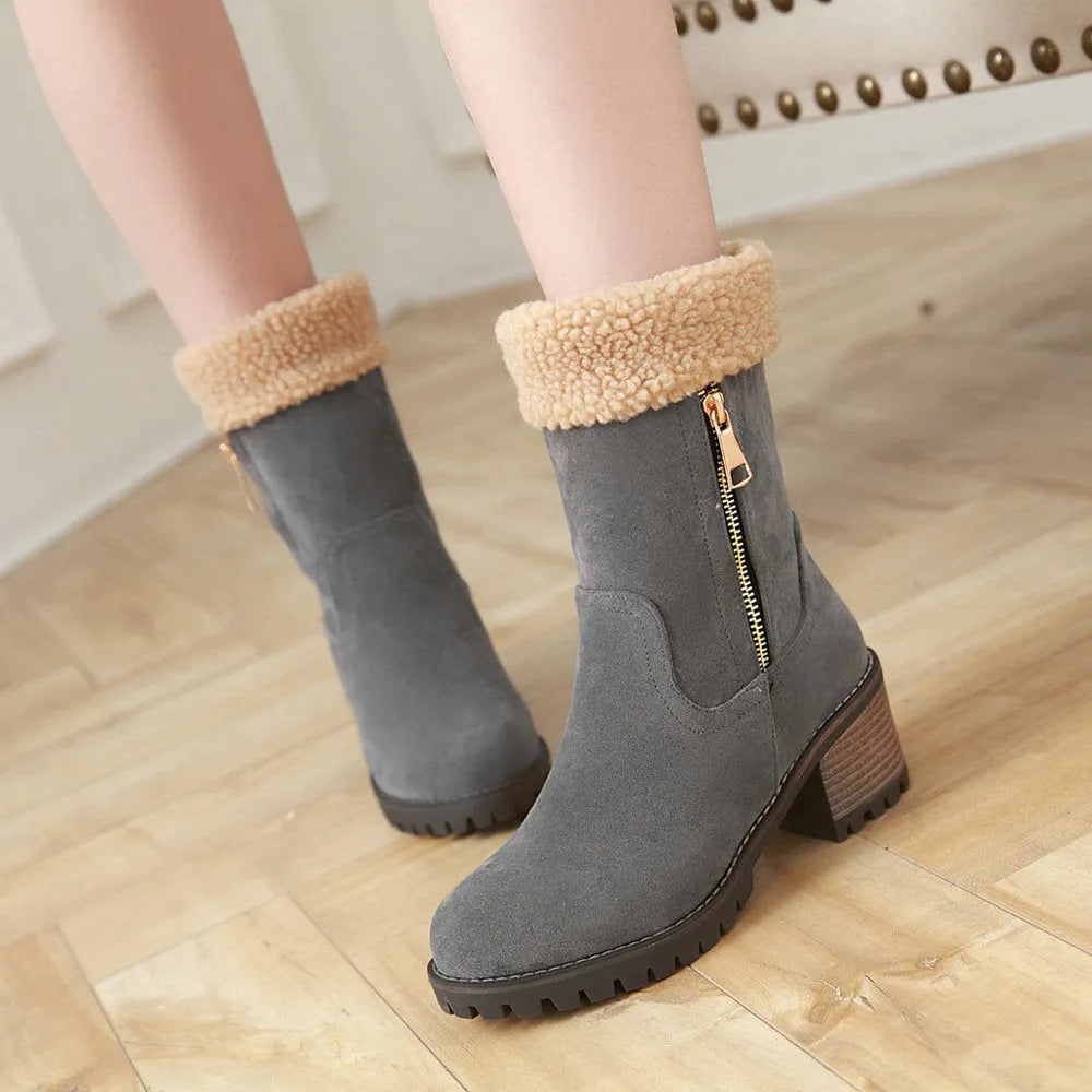 A pair of men's lace-up snow boots with a thick rubber sole and plush lining, shown in multiple colour options.