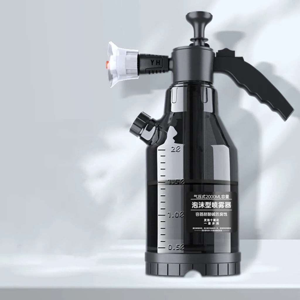 Hand-held car wash foam sprayer with high-pressure water cannon and 2 litre windproof sprinkling can