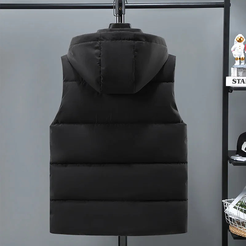 Men's thick polyester vest with removable cap in black or blue with straight hem design