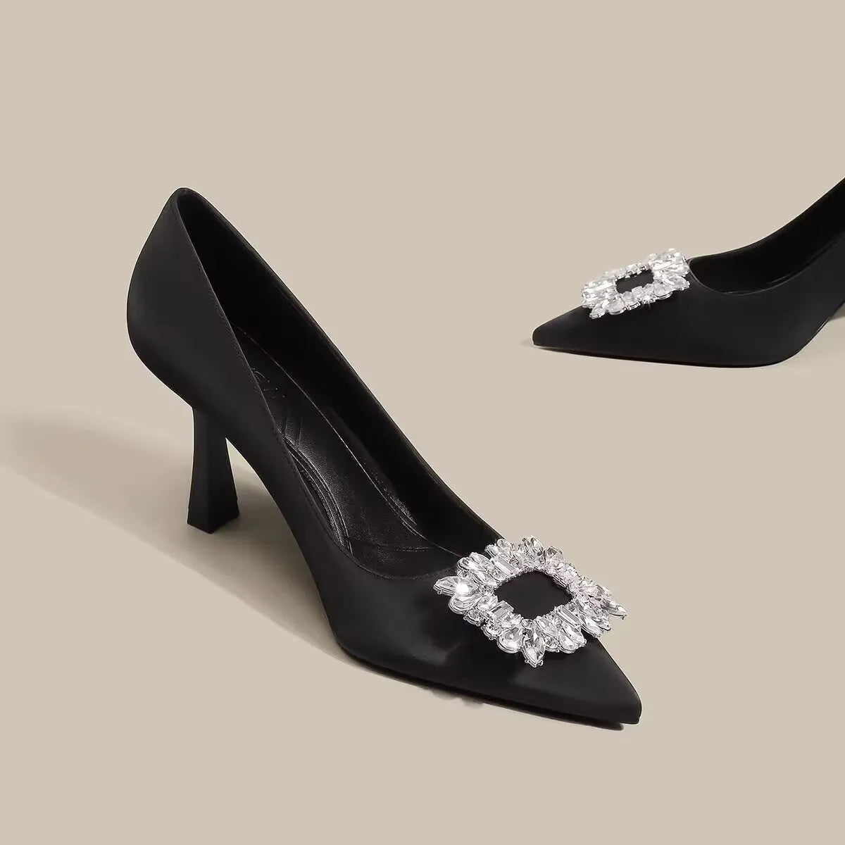 Women's French pointed stiletto high heels in creamy-white or black with rubber soles
