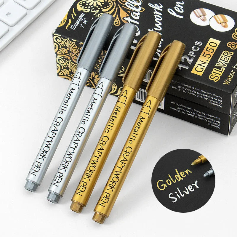 English packaging metal paint pen with plastic shell and gold silver ink refills