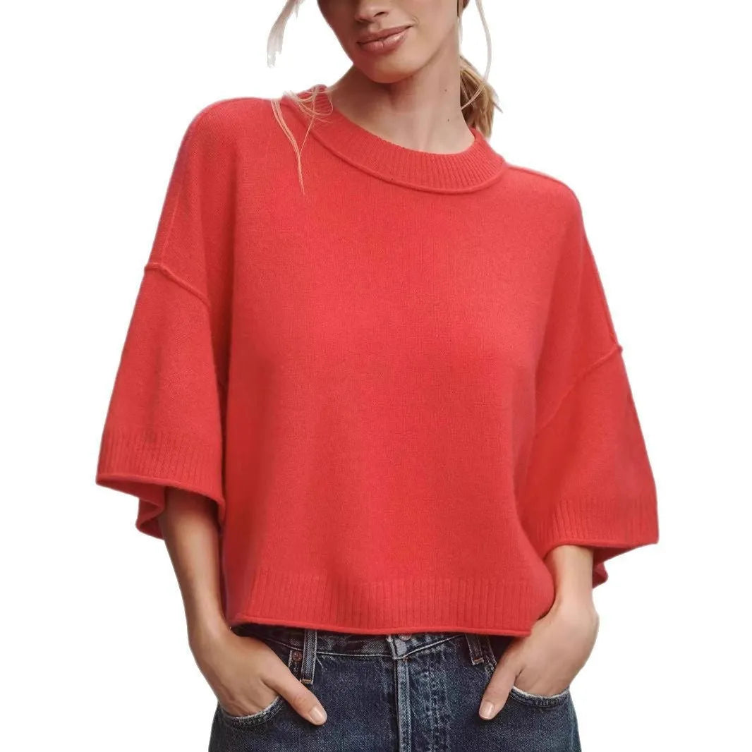 Hot girl style short t-shirt in red with exposed navel design and regular sleeves