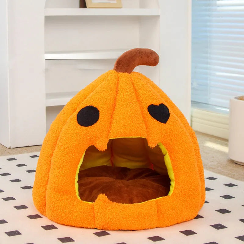 Orange cat nest sleeping hut made of PP cotton with pumpkin shape, 40cm size for small pets
