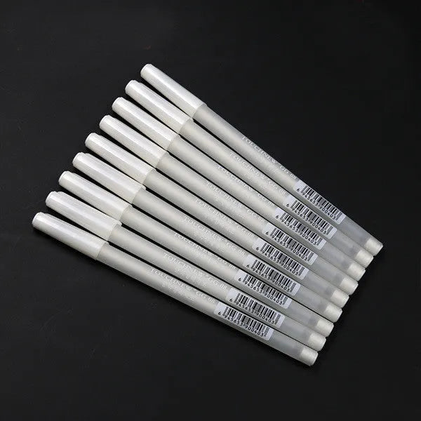 Touchnew hand-painted highlight pen with 0.8mm tip and 15.3cm plastic barrel in gold silver white colours