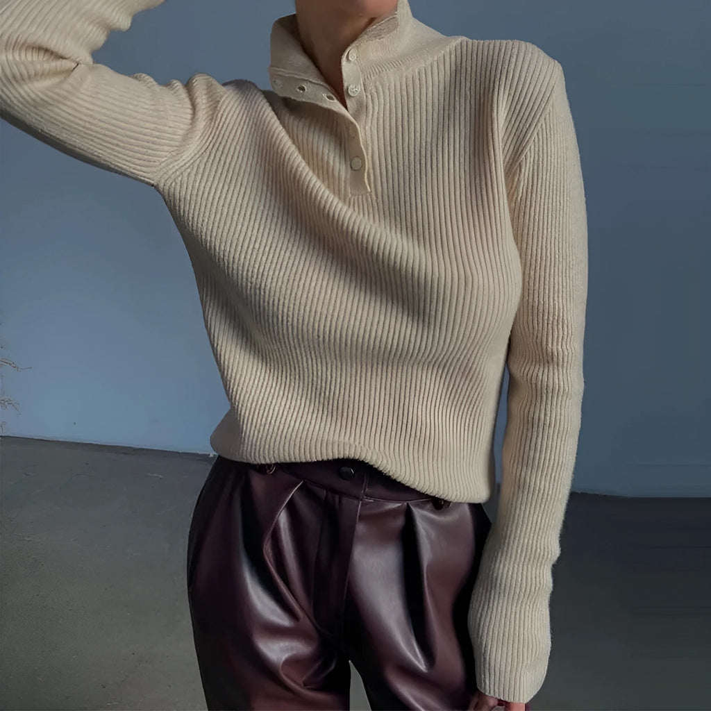 Retro breasted half turtleneck pullover sweater in slim fit with single-breasted placket design