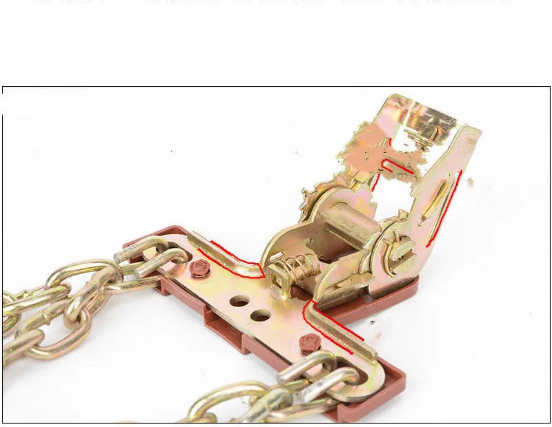Anti-skid snow chain in wear-resistant steel with copper colour, shown for car and off-road tyre use on ice snow and mud