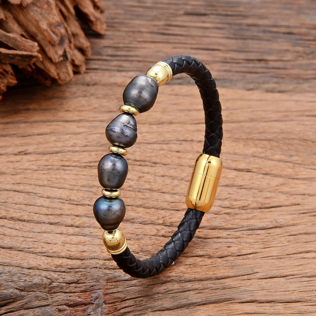 Handmade leather bracelet with irregular pearls in Korean style unisex design