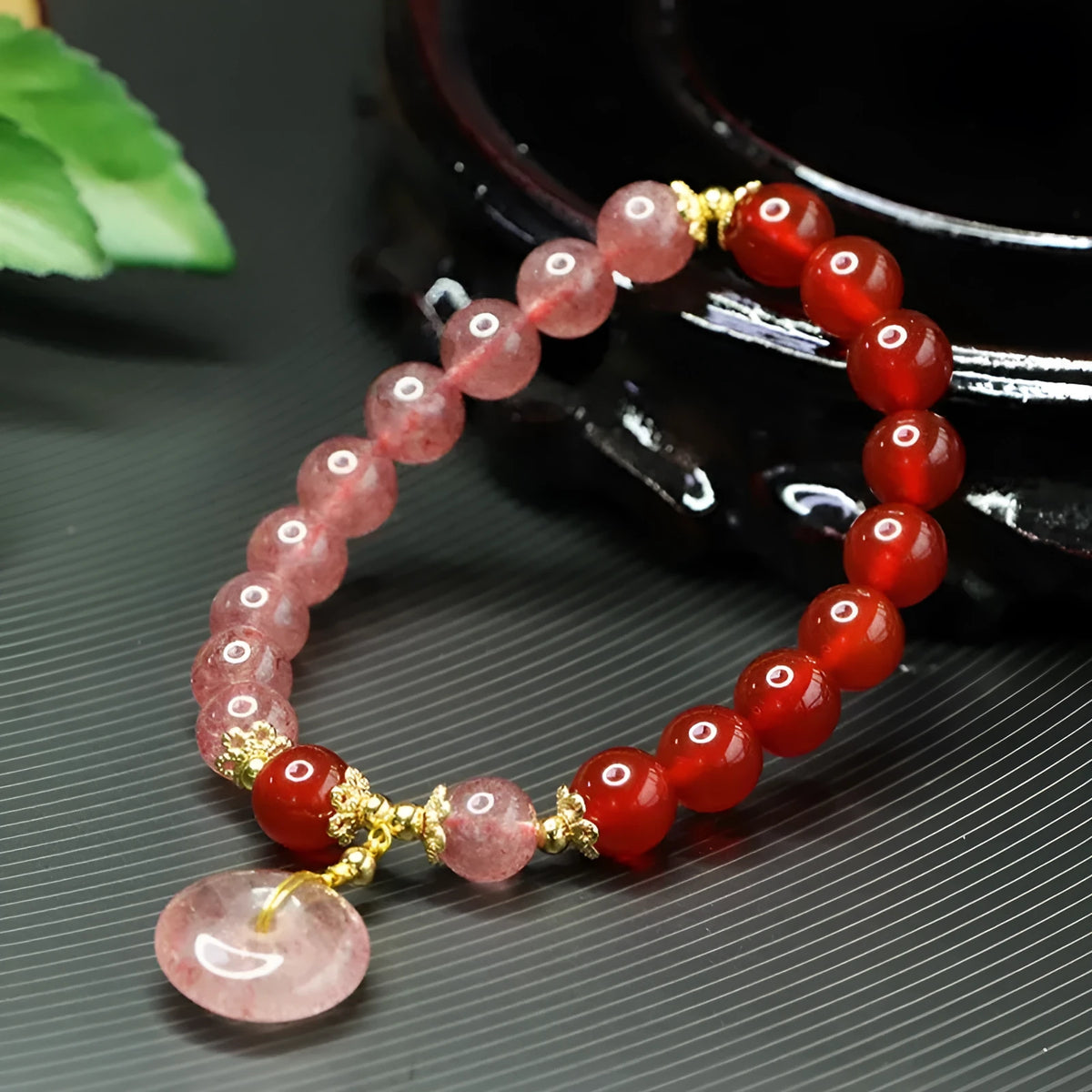 Red agate strawberry quartz bracelet with electroplated finish, drop-shaped geometric beads, retro New Chinese style