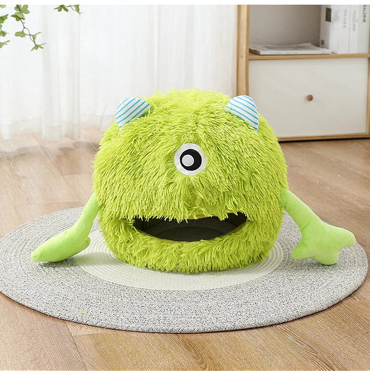 Fluffy round cat bed with plush material and non-slip bottom in three size options