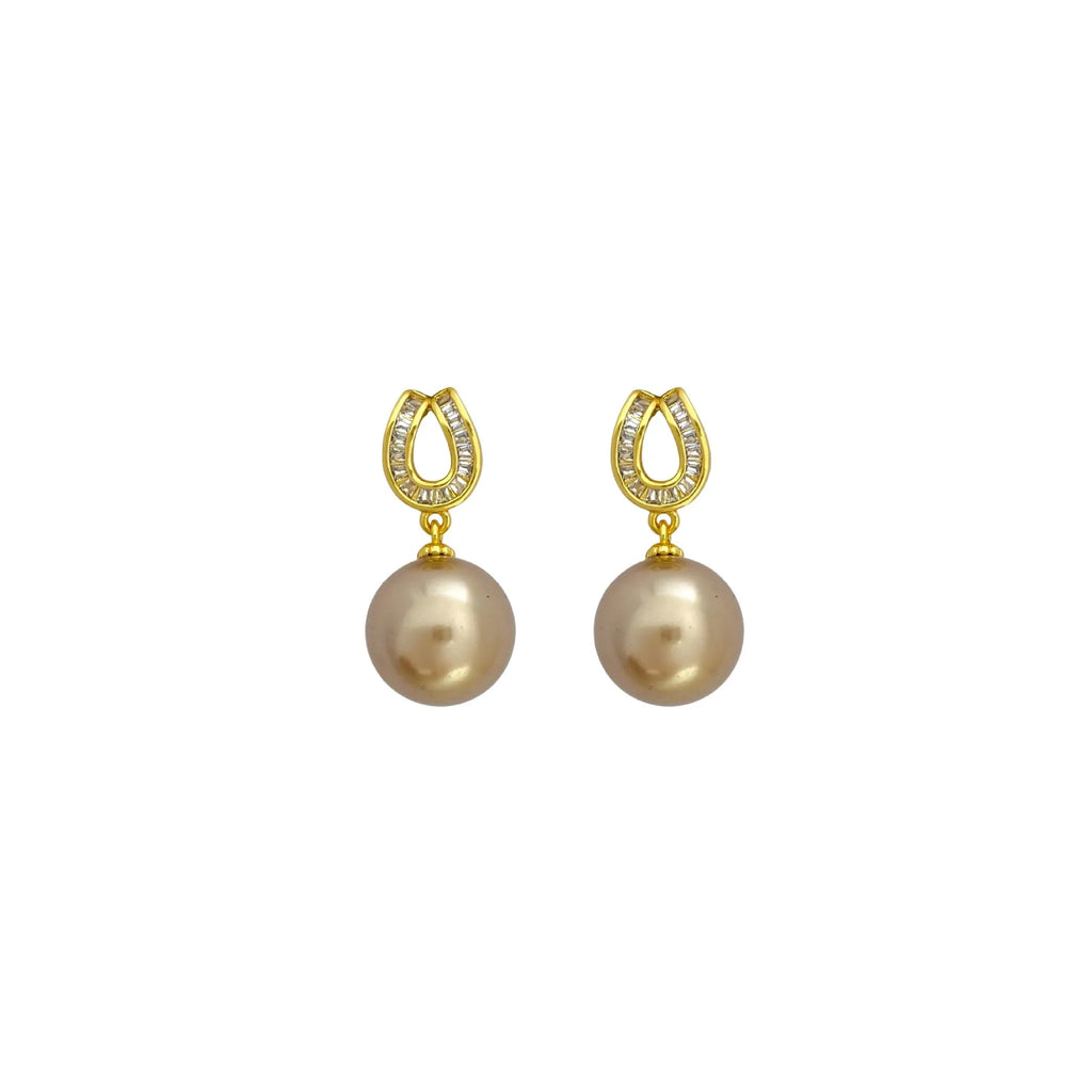 Geometric champagne pearl earrings with copper base and inlaid zircon, light luxury style, ear clip option