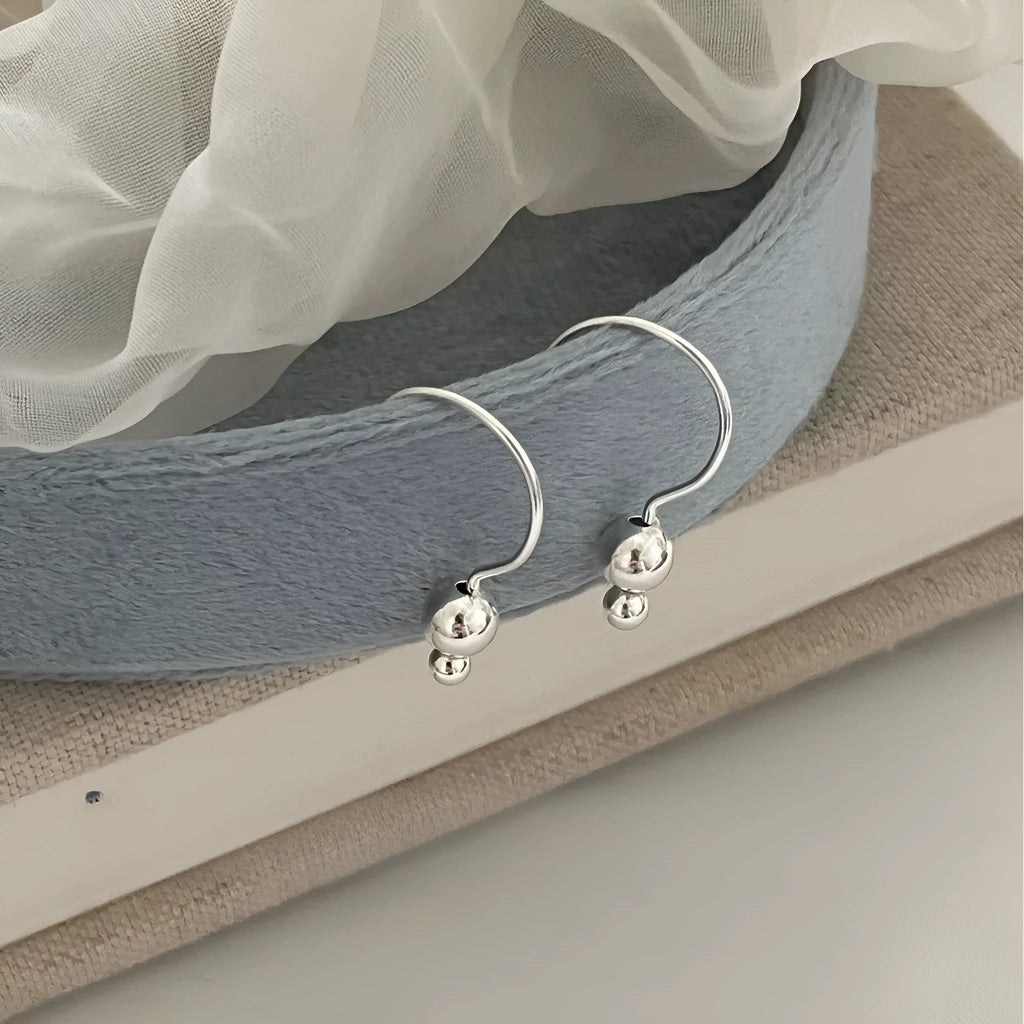 925 silver ballpoint earrings with geometric sphere shape in silver colour