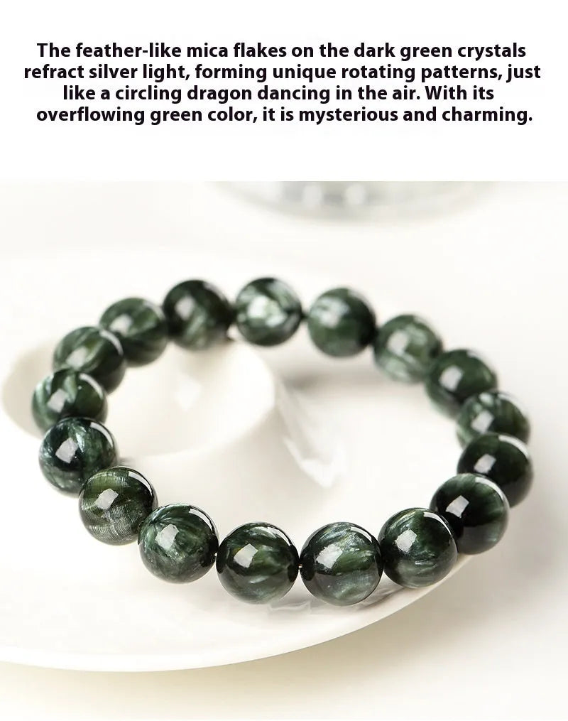 Green Dragon Crystal bracelet with 8-9mm geometric round beads and Ruyi design.
