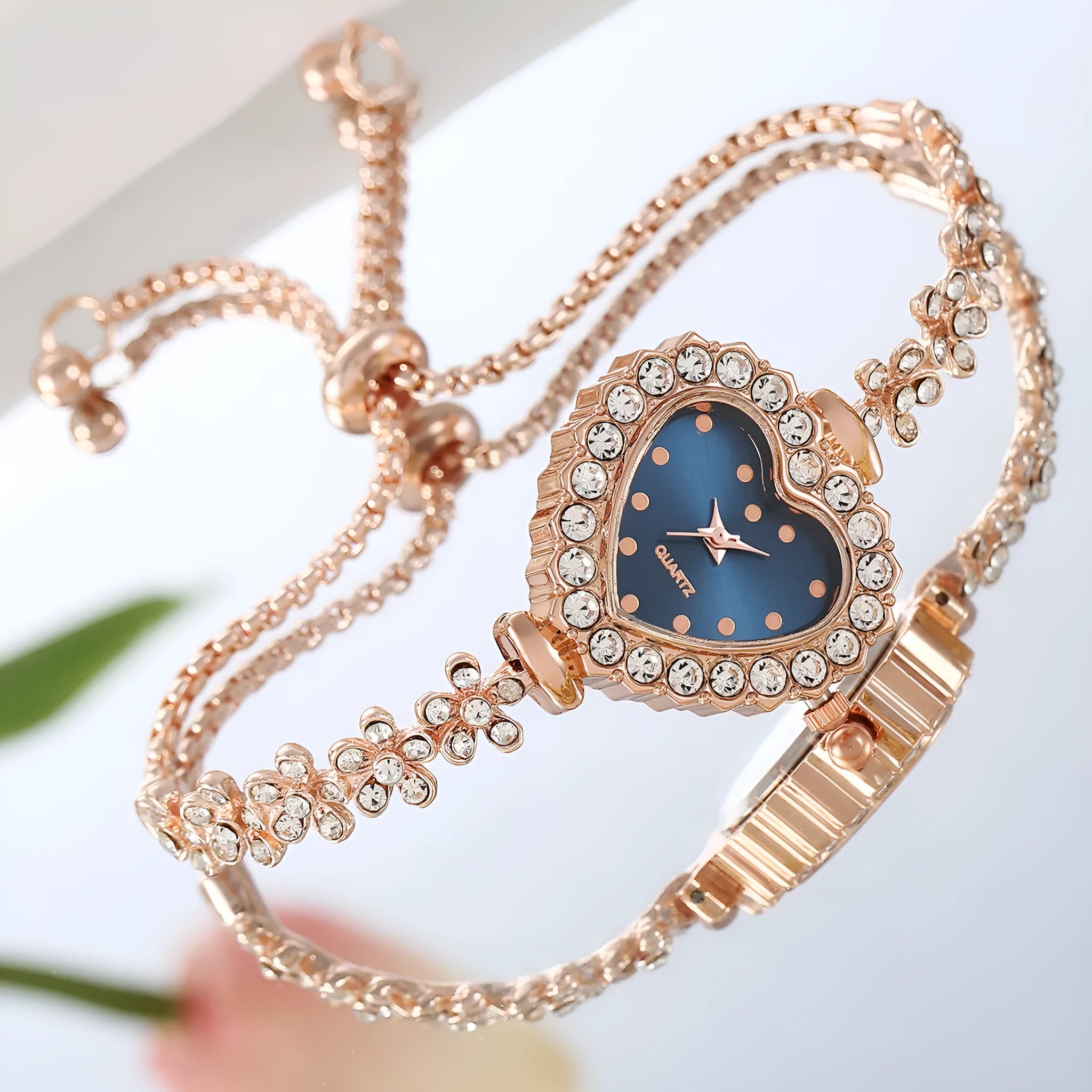 Flower chain diamond-embedded women's fashion watch with 8mm slim case, alloy band, mineral glass face
