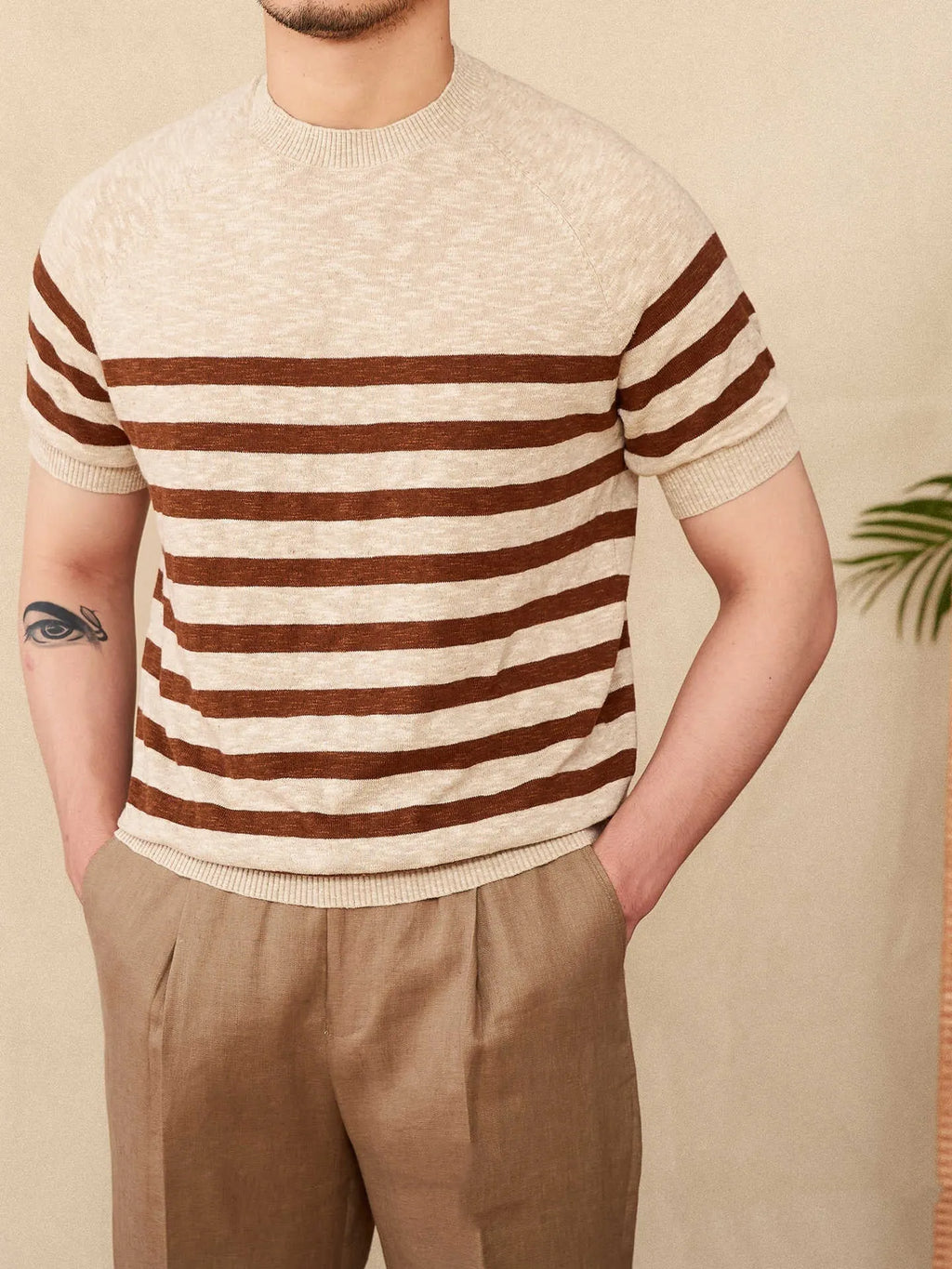 Men's striped linen cotton blend t-shirt with round neck and short sleeves in navy blue colour