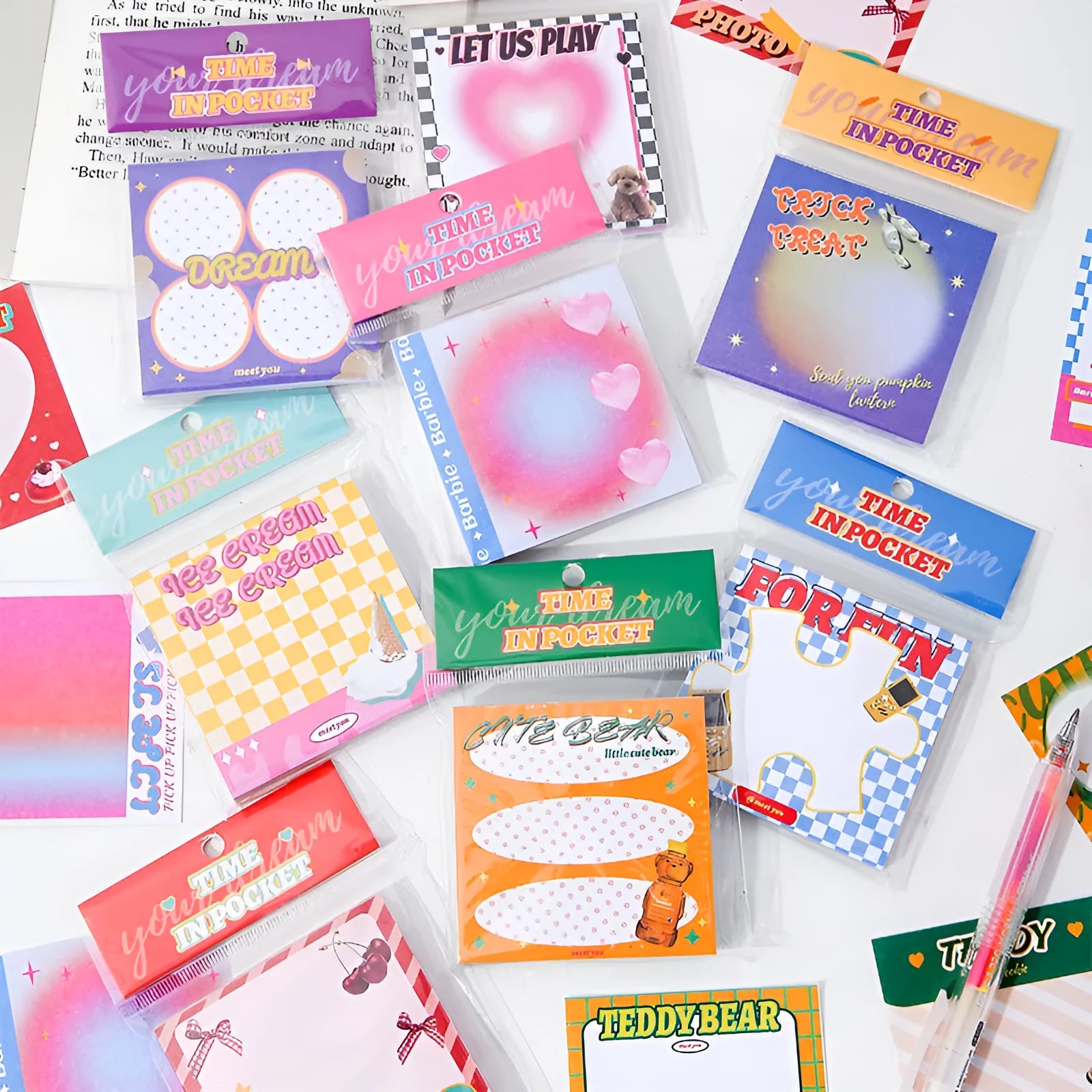 Korean note paper pad with 90 rectangular sheets in multiple colour designs