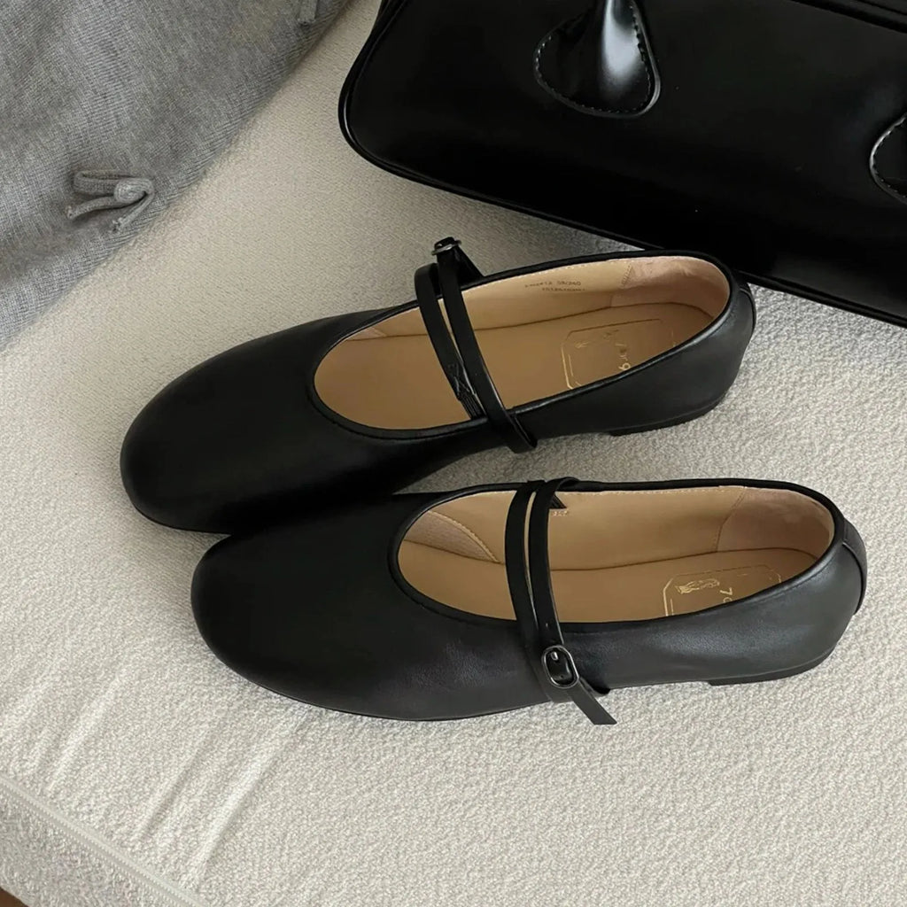 White sheepskin Mary Jane shoes round toe shallow mouth buckle low heel flat women