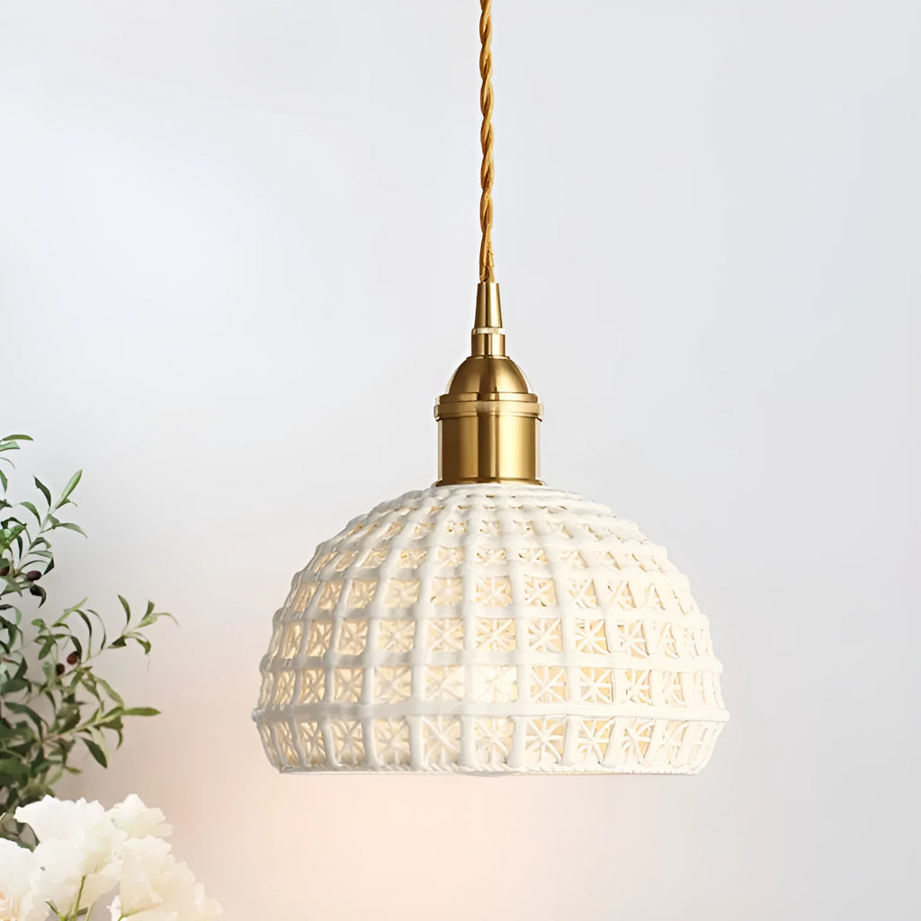 Brass ceramic single-head pendant light in all-copper finish for bedroom or dining room, 220V Nordic hanging lamp