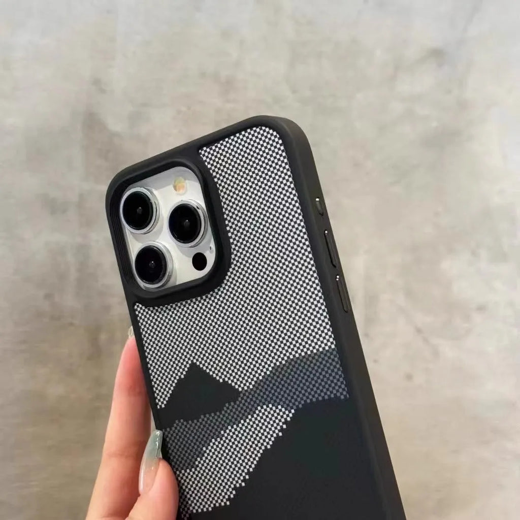 Simple retro TPU shockproof phone case for Apple iPhone 13-15 Pro Max in Fantasy Hill and Dream Hill colours