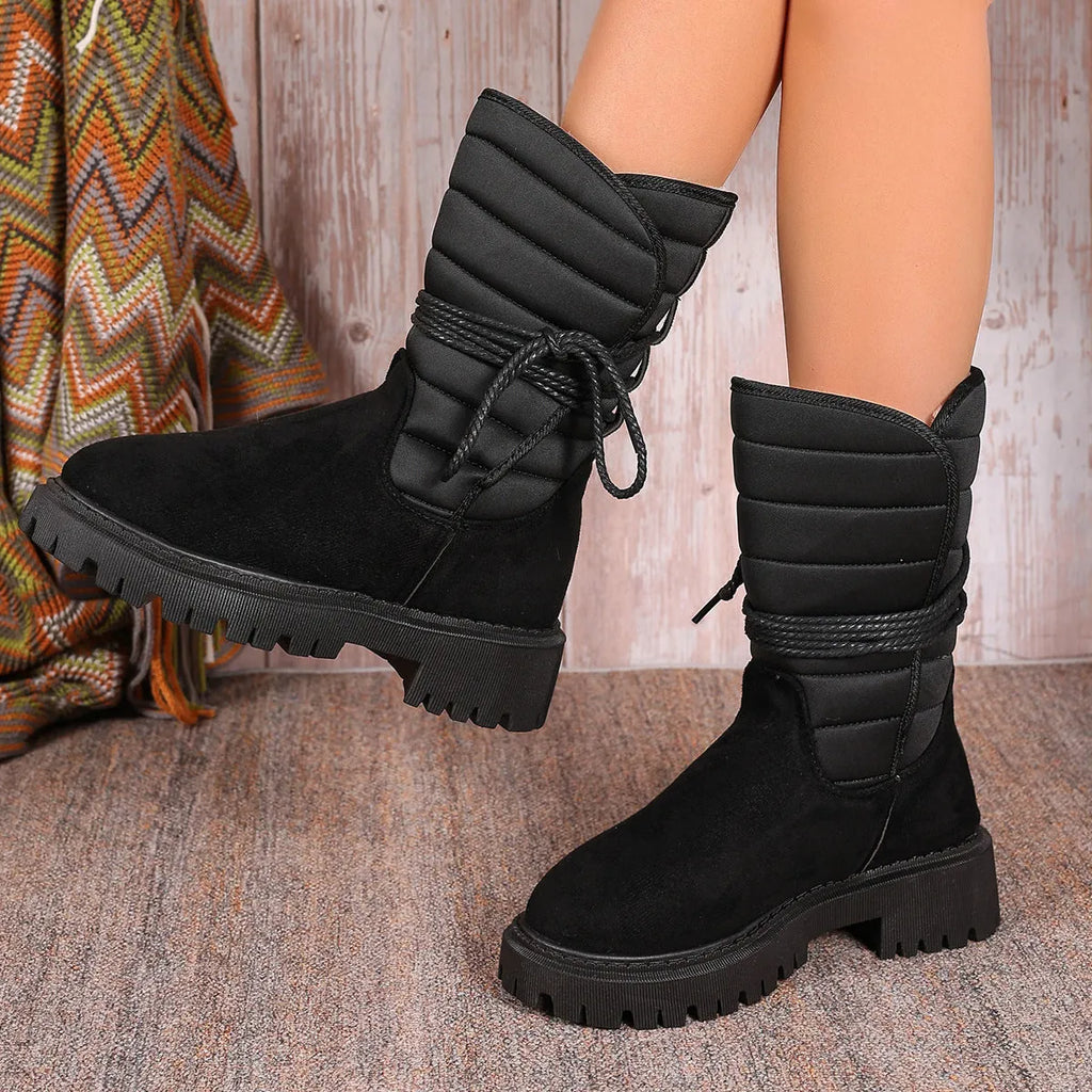 Women's chunky heel mid-calf snow boots in suede with fleece lining and lace-up front