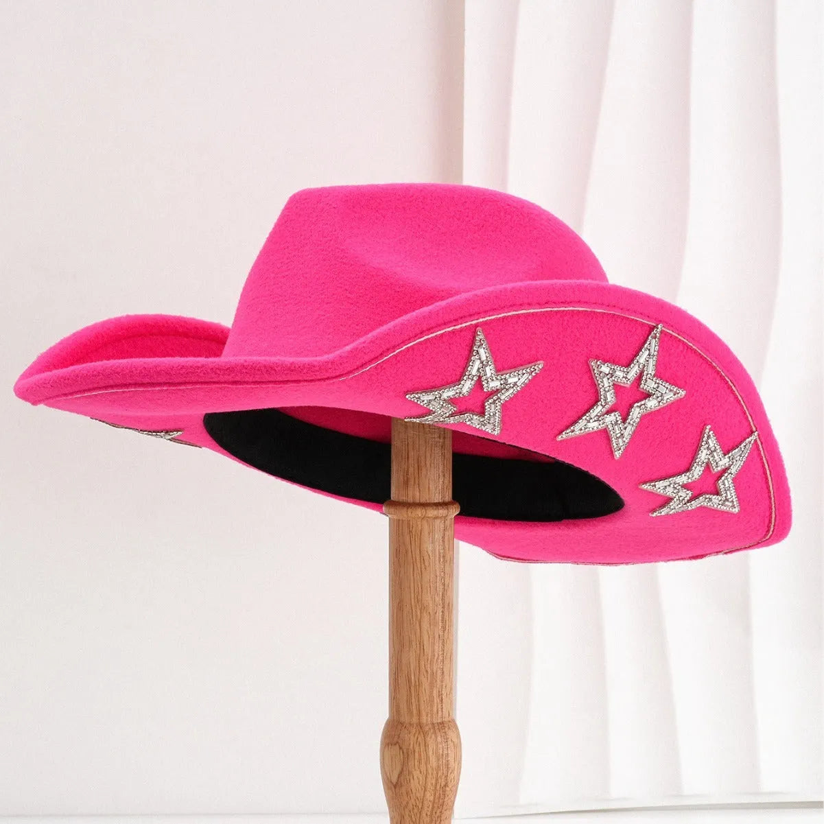 Polyester felt Western-style conical top hat with hexagonal star decoration in beige.