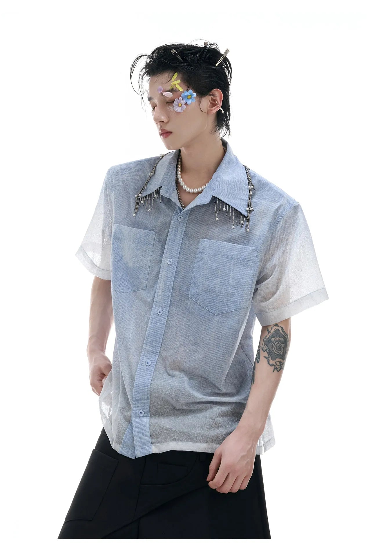 Men's loose fit blue and white gradient short sleeve shirt with quilted texture