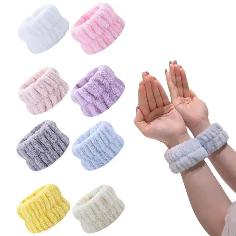 Absorbent wrist washband in coral velvet, high elasticity, plain solid colour for washing face