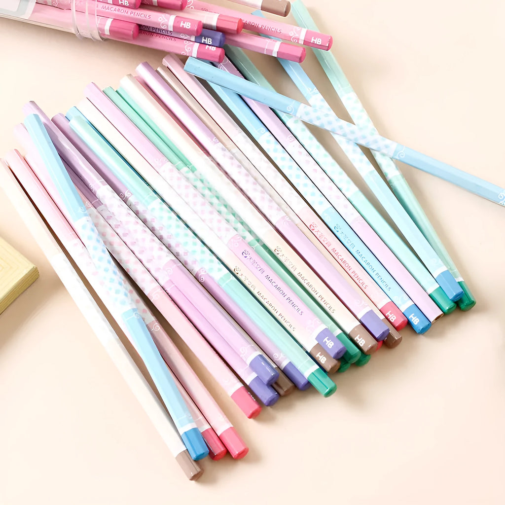 Wooden barrel containing 50 basswood thermal transfer pencils with six-angle design