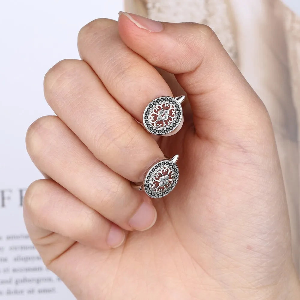 Diamond-encrusted round copper ear clip for women, geometric style, copper white gold plated