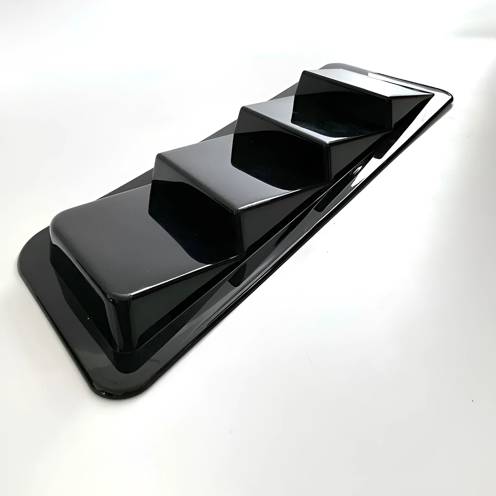 Universal car side air outlet tuyere exterior decoration set in bright black or carbon fibre finish with Pali lookout