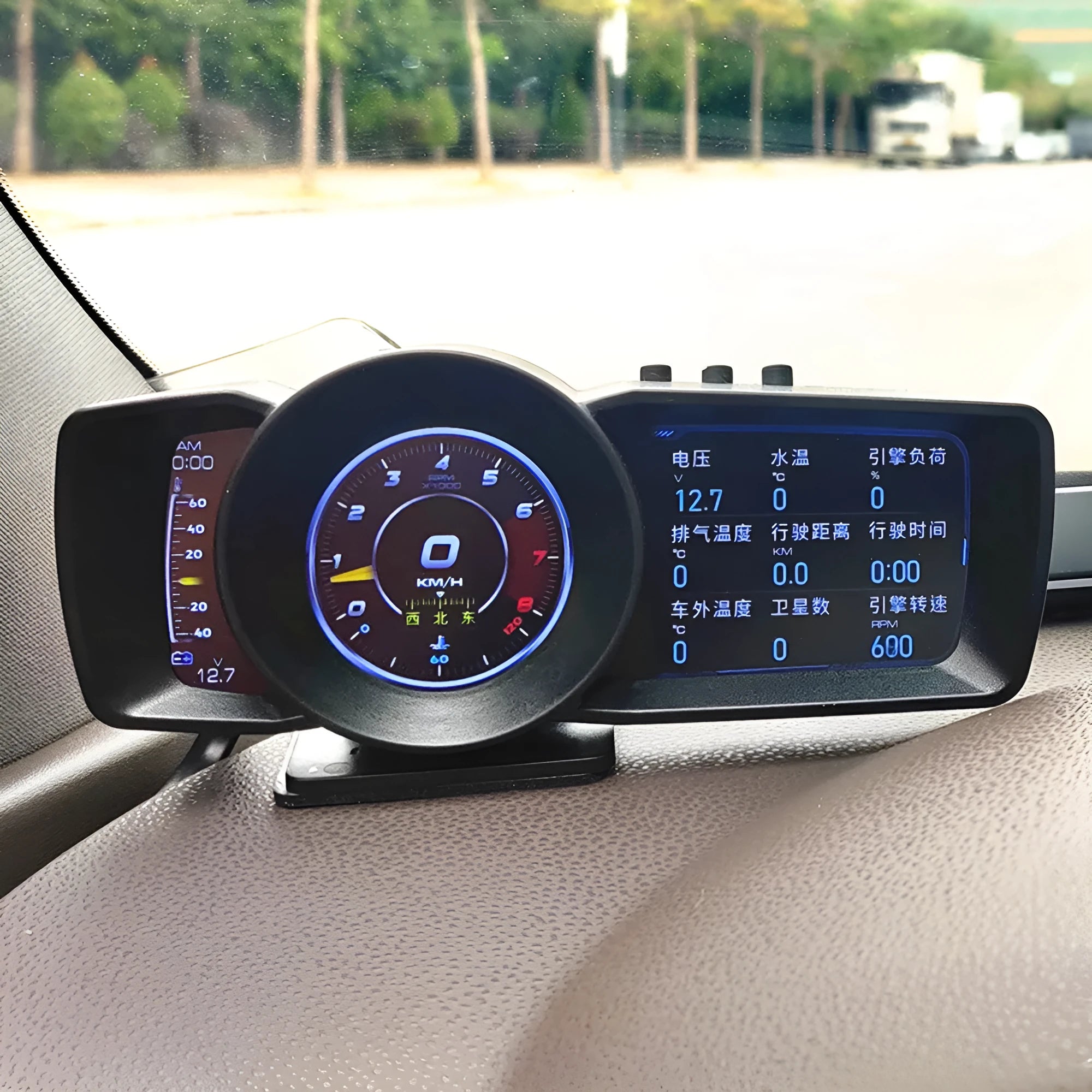 A600 OBDII driving computer with 480x320 TFT screen showing vehicle diagnostics and GPS navigation display