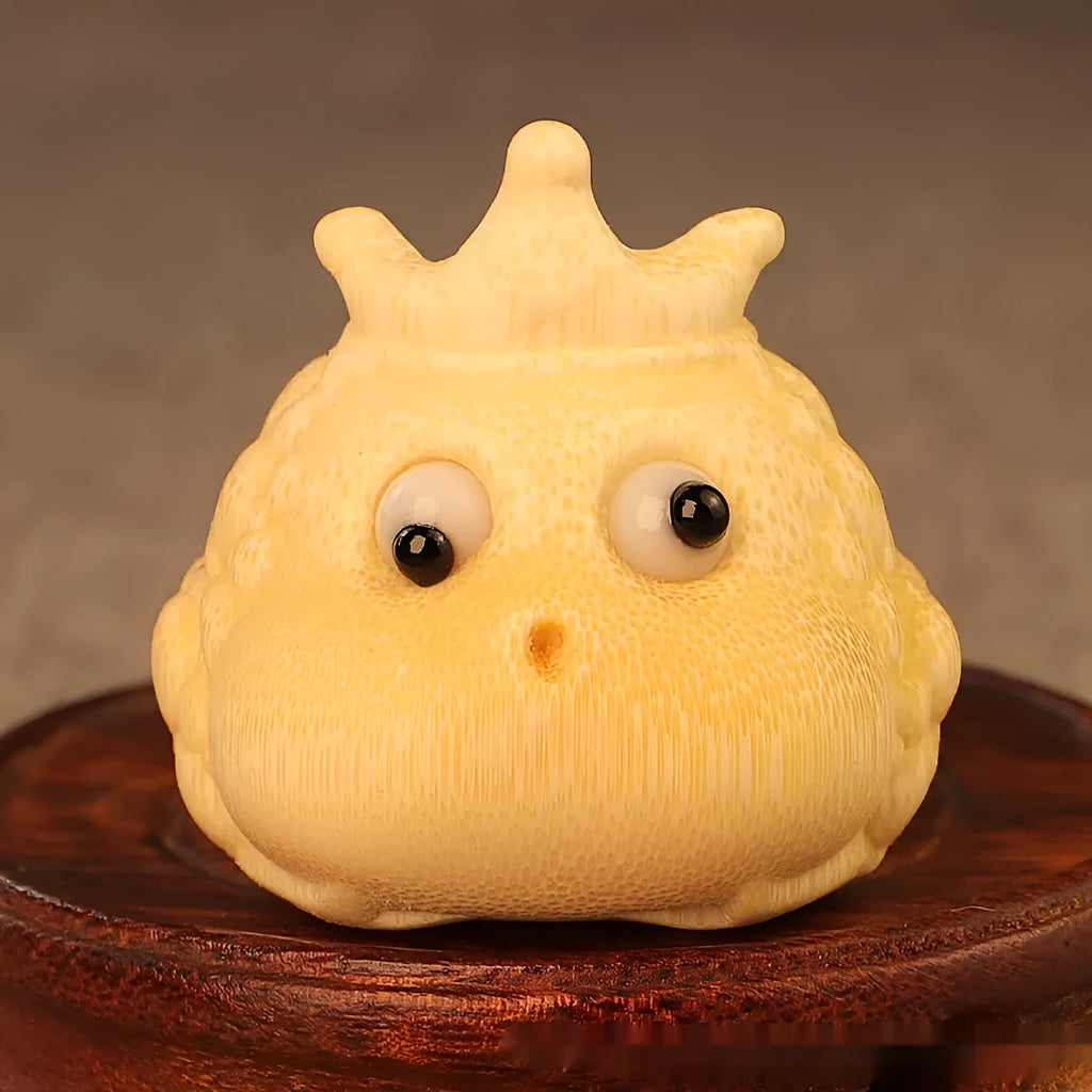 Solid bamboo carving crown princess toad ornament with 5.0 live eye size