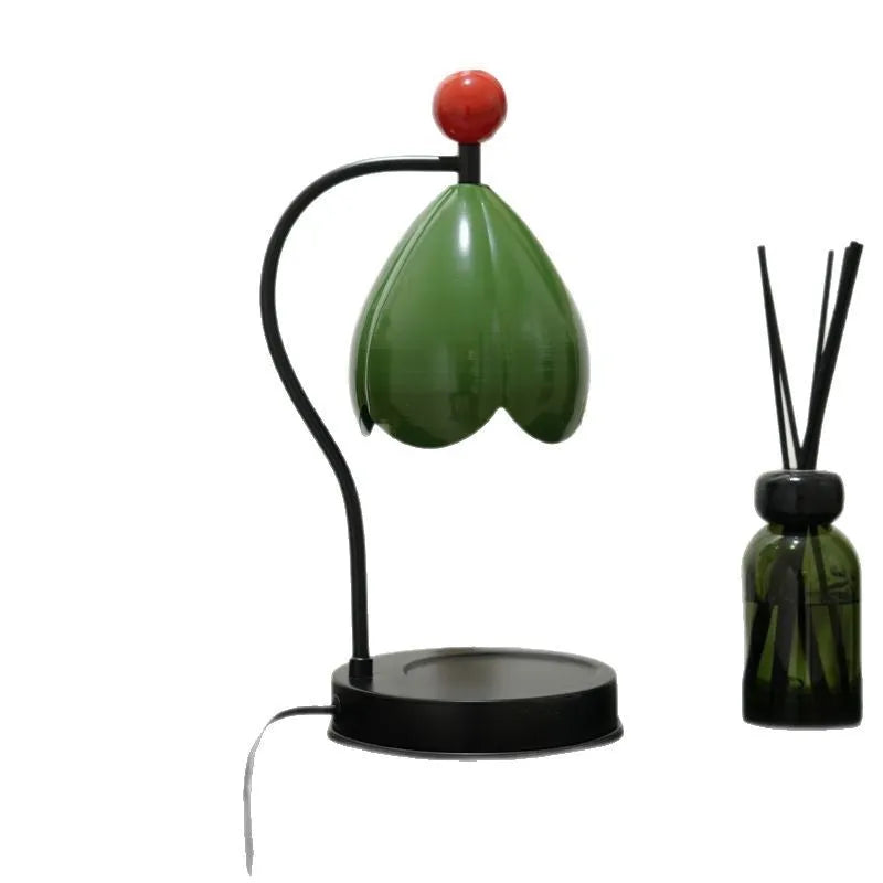 Linglan ancient style melting wax fragrance lamp with metal holder in cream white or dark green