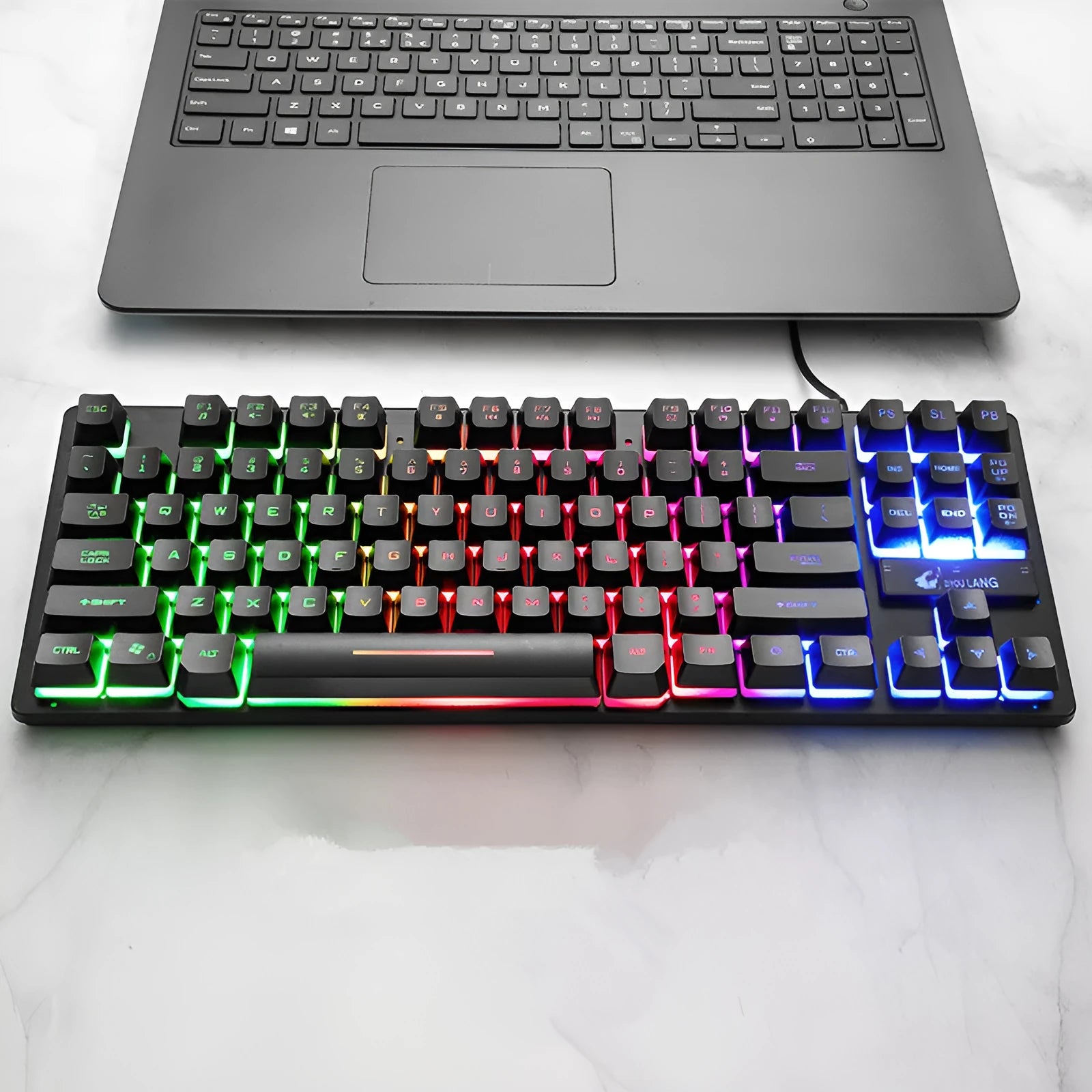 87-key wired mechanical keyboard for gaming and typing, compact USB layout, 36.5cm wide