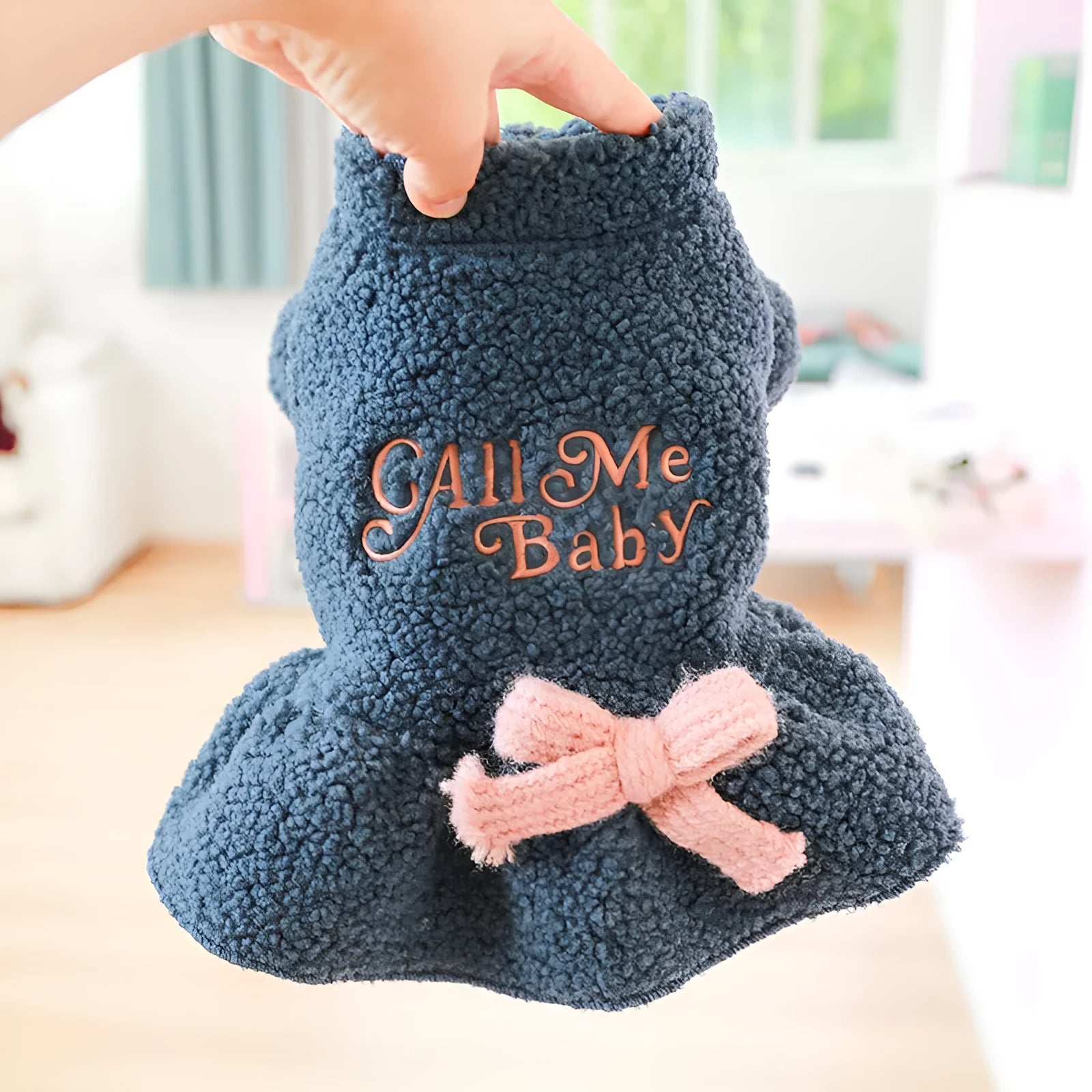 Pet warm berber fleece skirt in dark blue and pink colours with polyester construction
