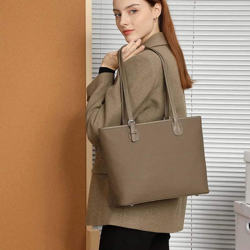 Genuine leather women's tote bag with European retro style and multiple interior compartments