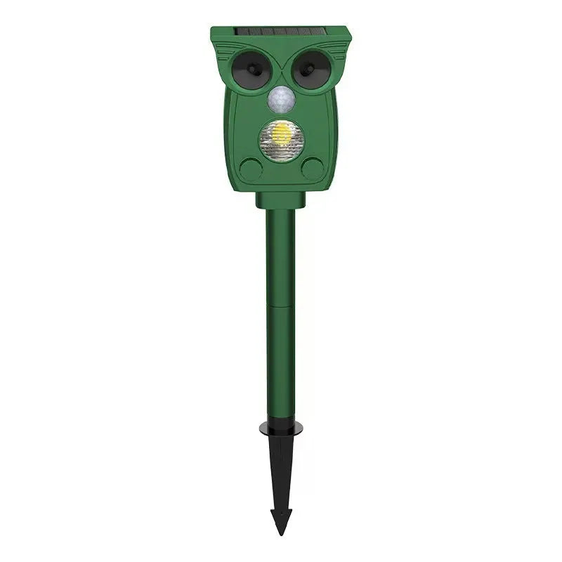 Fashion Outdoor Infrared Solar-powered Animal Repeller dark green plastic with solar panel
