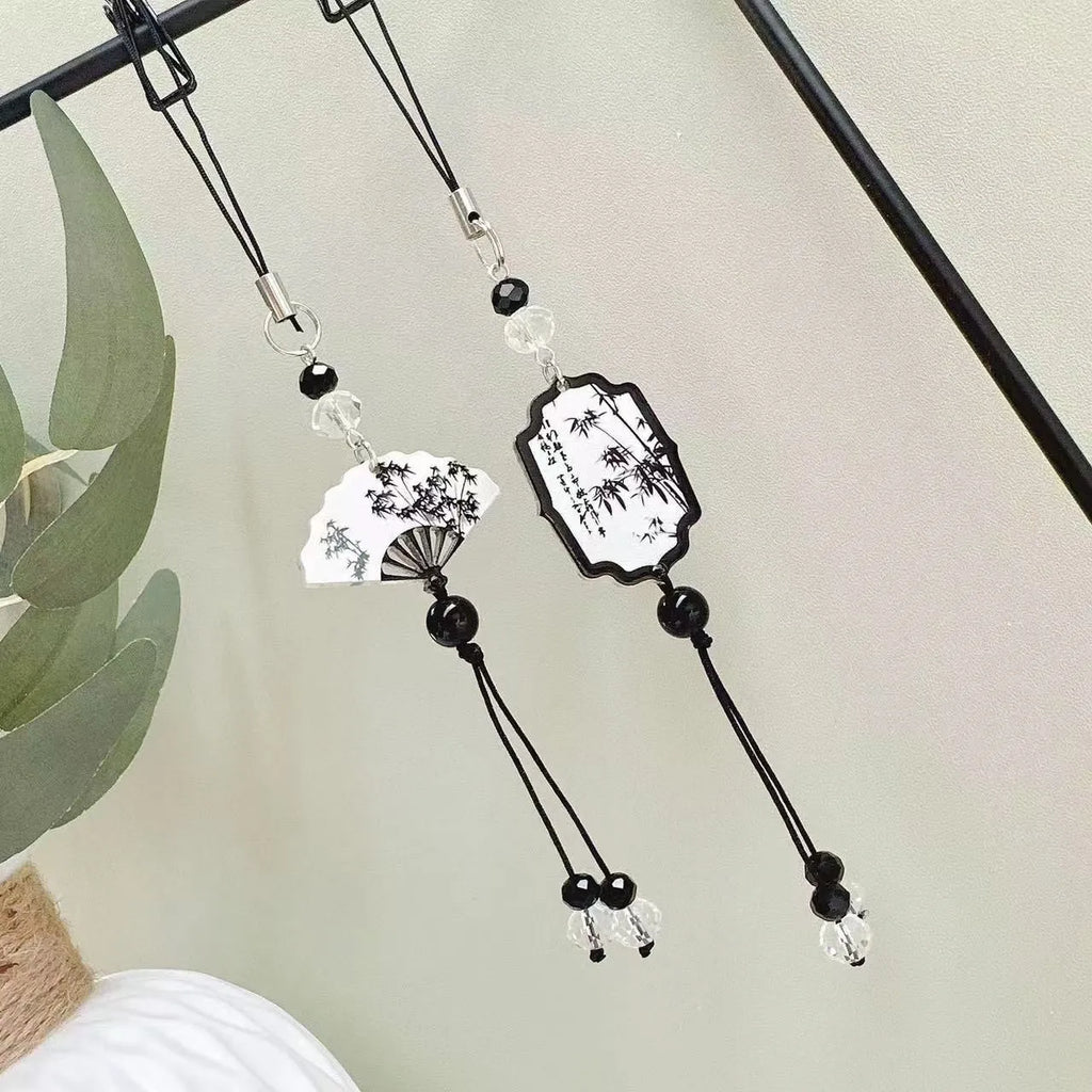 Guofeng Chinese style keychain with floral pattern on baked varnish beads