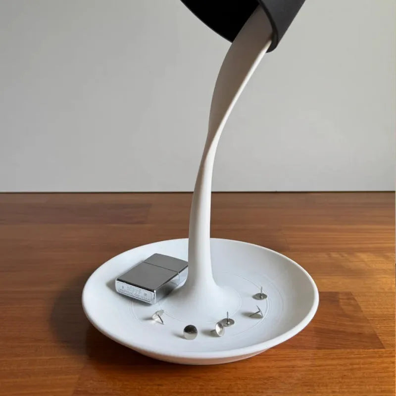 Table lamp ornament with tray in American style made from PLA via 3D printing