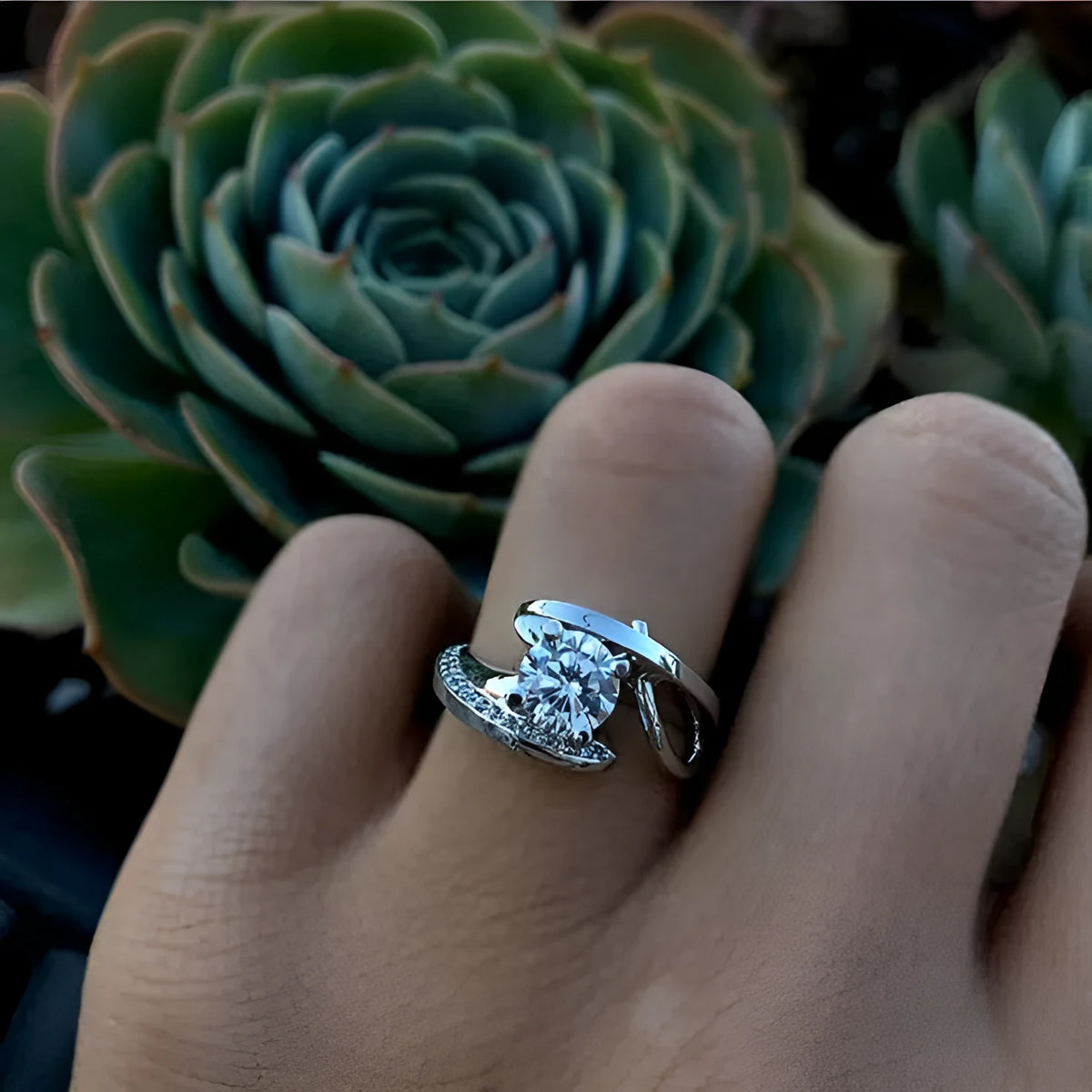 Women's gold-plated copper engagement ring with white zircon inlay and geometric design, sizes 6 to 10