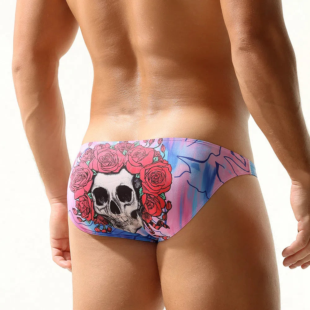 Men's triangle polyester low-waist briefs in white rose colour