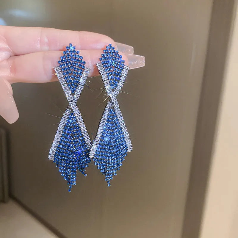 Rhinestone Inlaid Claw Chain Tassel Long Earrings for Women Copper Geometric Diamond Silver Needle Blue Gold Silver Option Shape Ins Style Drop Earrings