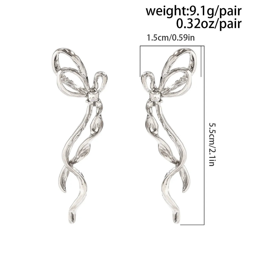 Alloy electroplated bowknot earrings in white K colour, women's fashion jewellery, bow shape stud earrings